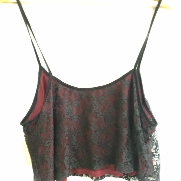 Select black and burgundy lace crop top - Picture 7 of 7